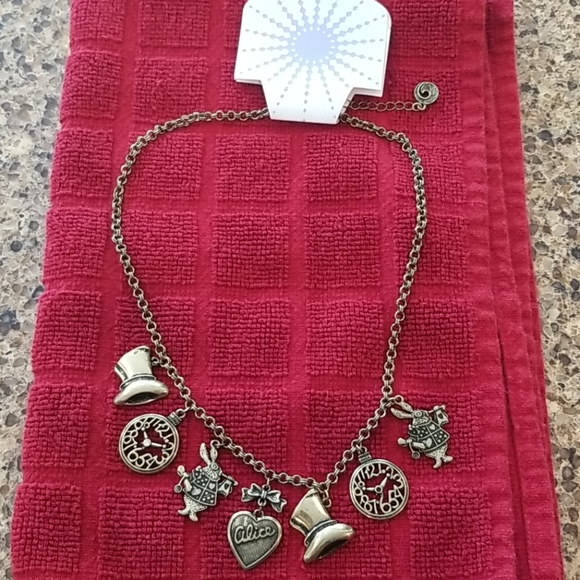 Alice in Wonderland Necklace Miss stone READ LOOK - Picture 2 of 6